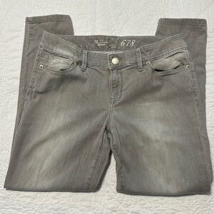 The Limited, style 678 jeans, gray, size 10 skinny